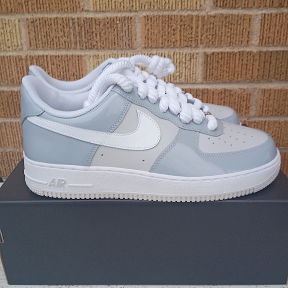 Nike Air Force 1 '07 LV8 Shoes Wolf Gray White Vast Gray Men's Size 10 - Picture 3 of 7